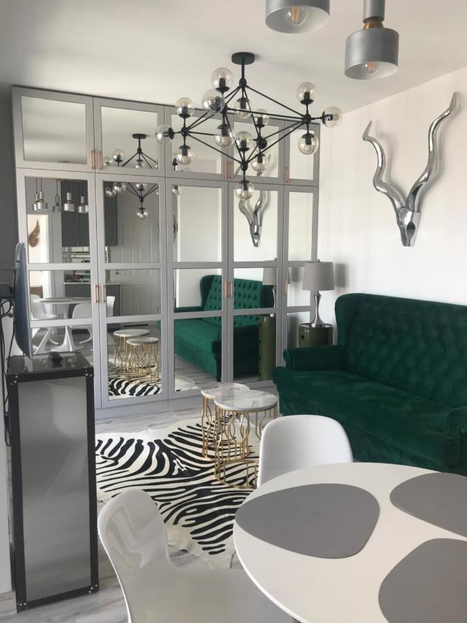 Luxury Wola Apartament Warsaw Luaran gambar